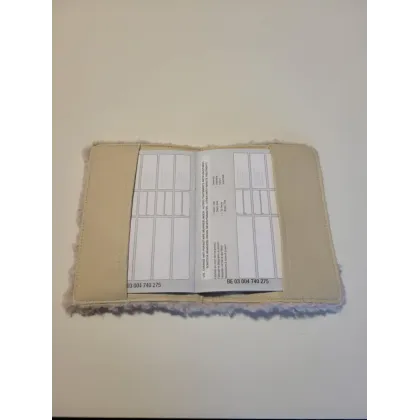 Pochette pour carnet de santé.